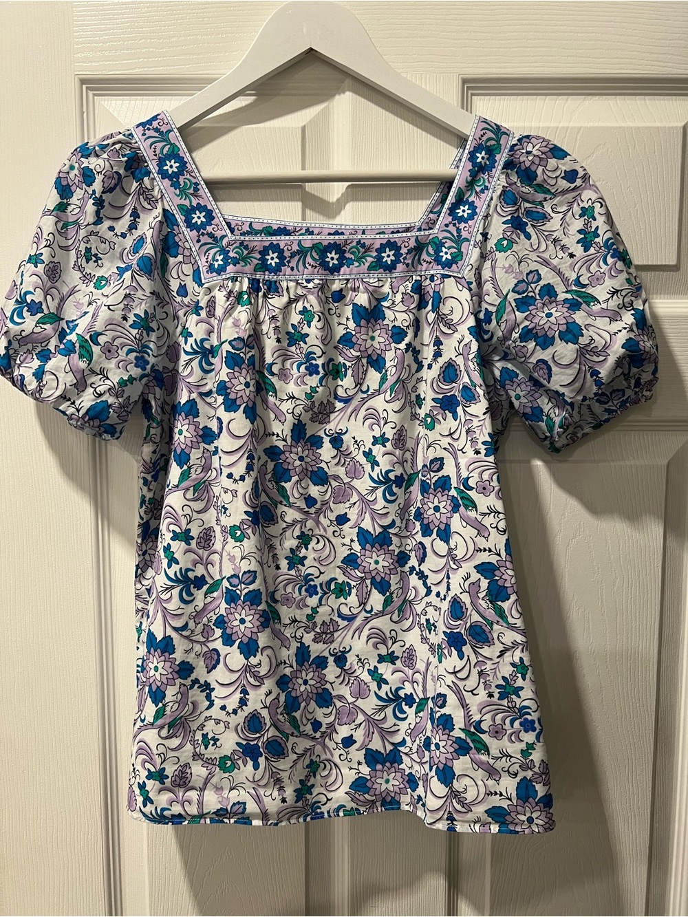 Talbots White Floral Square-Neck Puff Sleeve Blouse with Blue & Purple Print